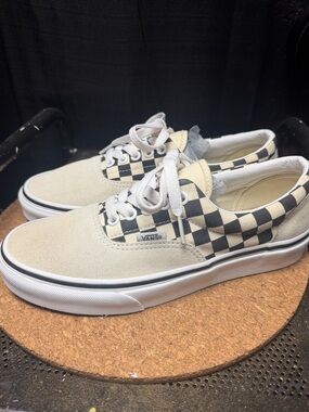Vans Checkerboard Low Top Sneakers — Beige & Black